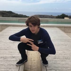 Meet your Posher, Colin